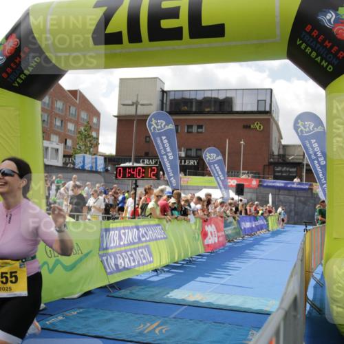 10.08.2025 - GEWOBA Citytriathlon Bremen H.Heesch http://msf.ph/oto/8538788 10.08.2025 11:43:50 Ziel 201, 455, 475 meine-sportfotos.de