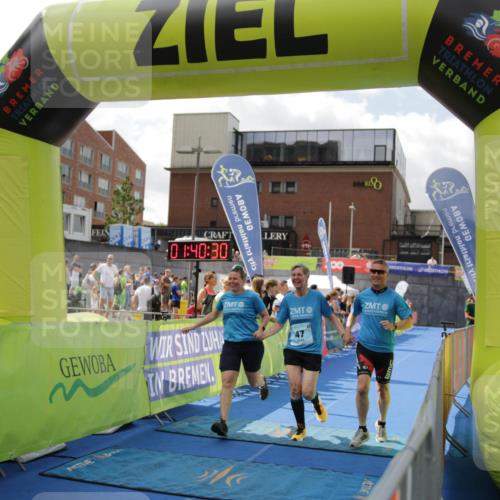 10.08.2025 - GEWOBA Citytriathlon Bremen H.Heesch http://msf.ph/oto/8538795 10.08.2025 11:44:07 Ziel 47 meine-sportfotos.de