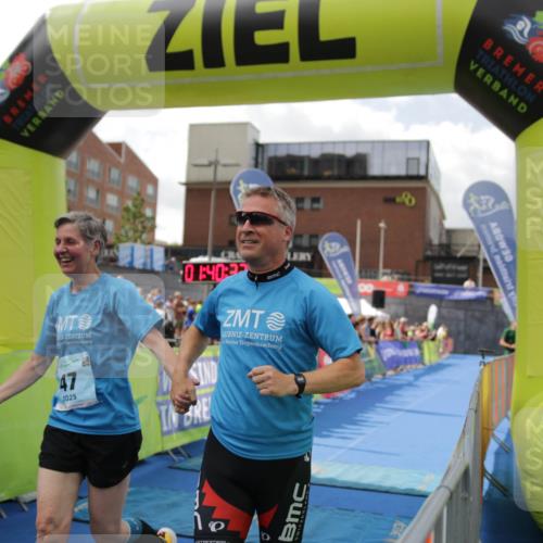 10.08.2025 - GEWOBA Citytriathlon Bremen H.Heesch http://msf.ph/oto/8538807 10.08.2025 11:44:09 Ziel 47 meine-sportfotos.de
