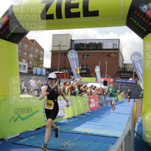 10.08.2025 - GEWOBA Citytriathlon Bremen H.Heesch http://msf.ph/oto/8538819 10.08.2025 11:44:36 Ziel 454 meine-sportfotos.de