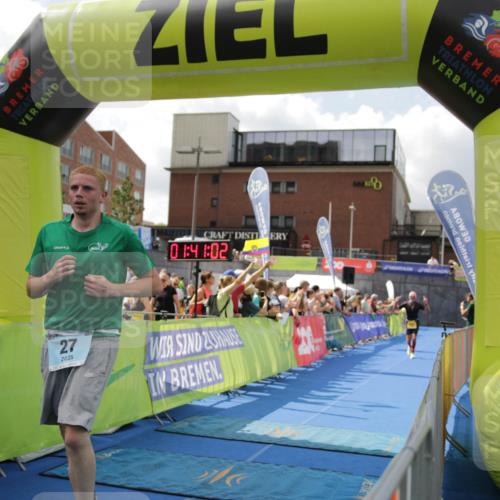 10.08.2025 - GEWOBA Citytriathlon Bremen H.Heesch http://msf.ph/oto/8538841 10.08.2025 11:44:40 Ziel 27, 454 meine-sportfotos.de