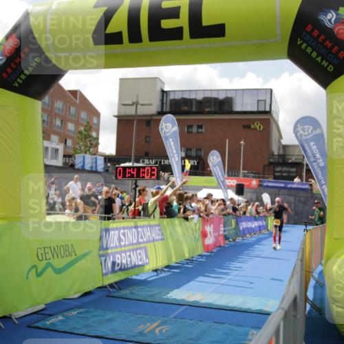 10.08.2025 - GEWOBA Citytriathlon Bremen H.Heesch http://msf.ph/oto/8538847 10.08.2025 11:44:40 Ziel 27, 454 meine-sportfotos.de