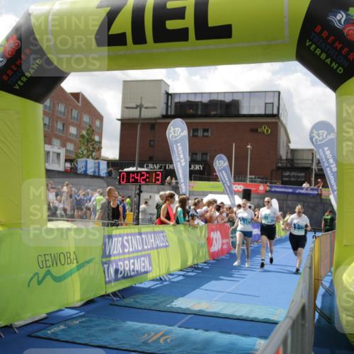 10.08.2025 - GEWOBA Citytriathlon Bremen H.Heesch http://msf.ph/oto/8539005 10.08.2025 11:45:50 Ziel 39, 221 meine-sportfotos.de