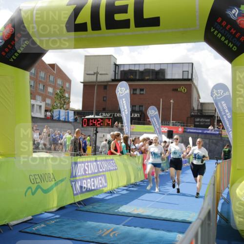 10.08.2025 - GEWOBA Citytriathlon Bremen H.Heesch http://msf.ph/oto/8539009 10.08.2025 11:45:51 Ziel 39, 221 meine-sportfotos.de