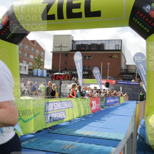 10.08.2025 - GEWOBA Citytriathlon Bremen H.Heesch http://msf.ph/oto/8539032 10.08.2025 11:45:54 Ziel 23, 221 meine-sportfotos.de