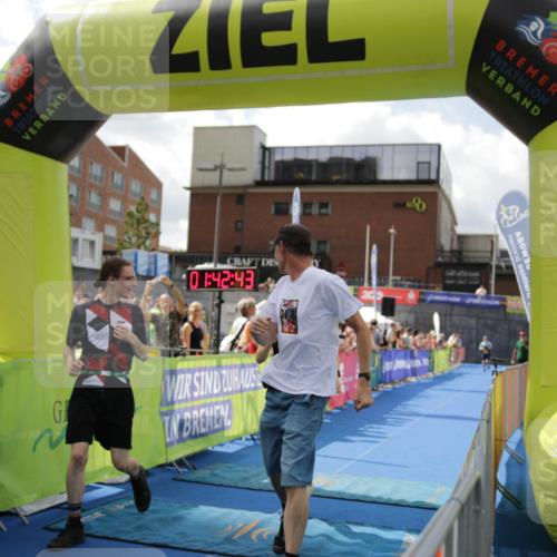 10.08.2025 - GEWOBA Citytriathlon Bremen H.Heesch http://msf.ph/oto/8539043 10.08.2025 11:46:20 Ziel 193 meine-sportfotos.de