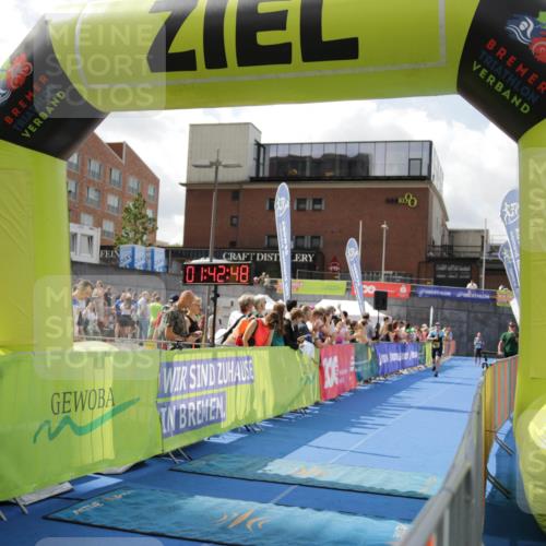 10.08.2025 - GEWOBA Citytriathlon Bremen H.Heesch http://msf.ph/oto/8539057 10.08.2025 11:46:25 Ziel 193 meine-sportfotos.de