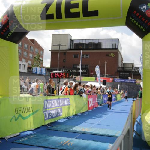 10.08.2025 - GEWOBA Citytriathlon Bremen H.Heesch http://msf.ph/oto/8539073 10.08.2025 11:46:28 Ziel 193 meine-sportfotos.de