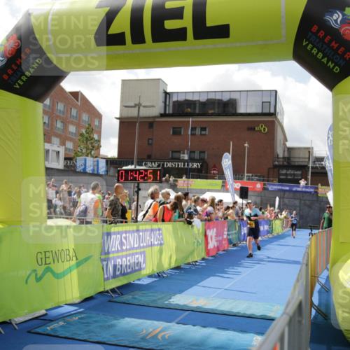 10.08.2025 - GEWOBA Citytriathlon Bremen H.Heesch http://msf.ph/oto/8539074 10.08.2025 11:46:28 Ziel 193 meine-sportfotos.de