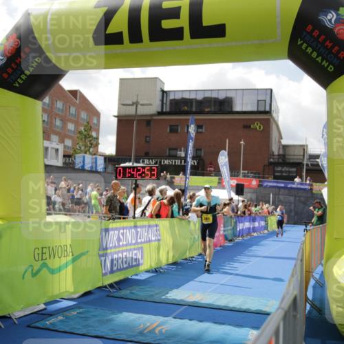 10.08.2025 - GEWOBA Citytriathlon Bremen H.Heesch http://msf.ph/oto/8539083 10.08.2025 11:46:30 Ziel 193, 381 meine-sportfotos.de