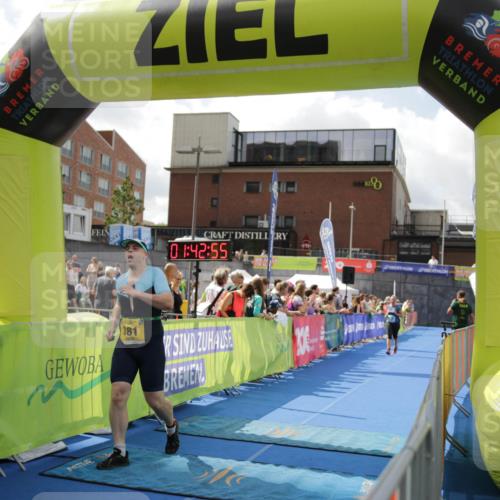 10.08.2025 - GEWOBA Citytriathlon Bremen H.Heesch http://msf.ph/oto/8539096 10.08.2025 11:46:32 Ziel 381 meine-sportfotos.de