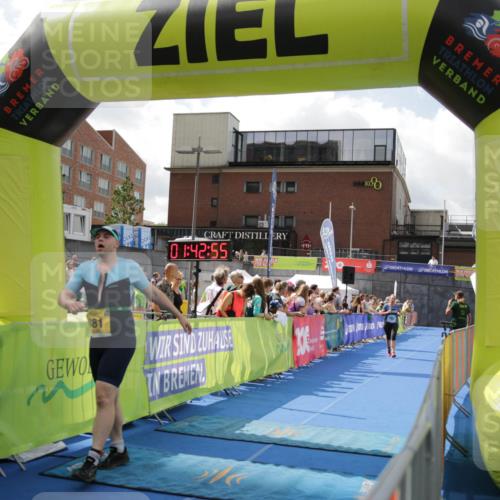 10.08.2025 - GEWOBA Citytriathlon Bremen H.Heesch http://msf.ph/oto/8539097 10.08.2025 11:46:32 Ziel 381 meine-sportfotos.de