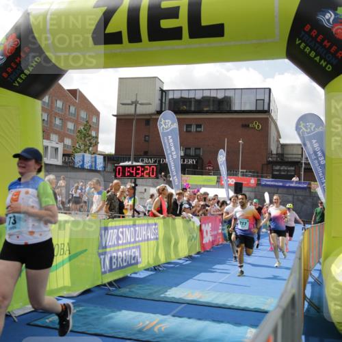 10.08.2025 - GEWOBA Citytriathlon Bremen H.Heesch http://msf.ph/oto/8539130 10.08.2025 11:46:57 Ziel 73 meine-sportfotos.de
