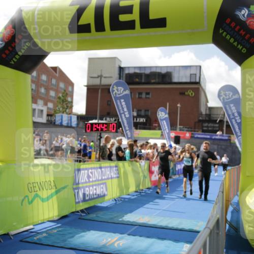 10.08.2025 - GEWOBA Citytriathlon Bremen H.Heesch http://msf.ph/oto/8539195 10.08.2025 11:47:47 Ziel 179, 195 meine-sportfotos.de