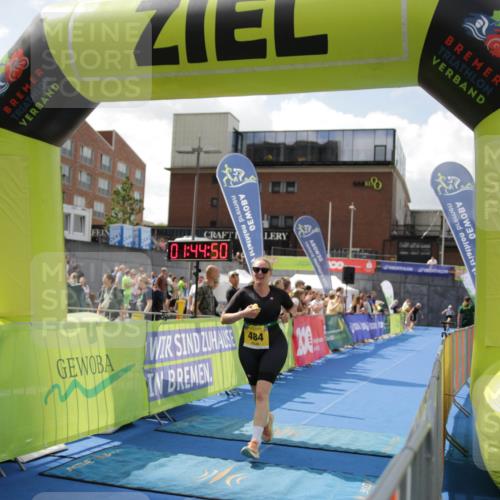 10.08.2025 - GEWOBA Citytriathlon Bremen H.Heesch http://msf.ph/oto/8539205 10.08.2025 11:48:27 Ziel  meine-sportfotos.de