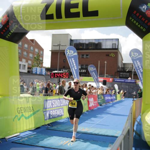 10.08.2025 - GEWOBA Citytriathlon Bremen H.Heesch http://msf.ph/oto/8539206 10.08.2025 11:48:27 Ziel  meine-sportfotos.de