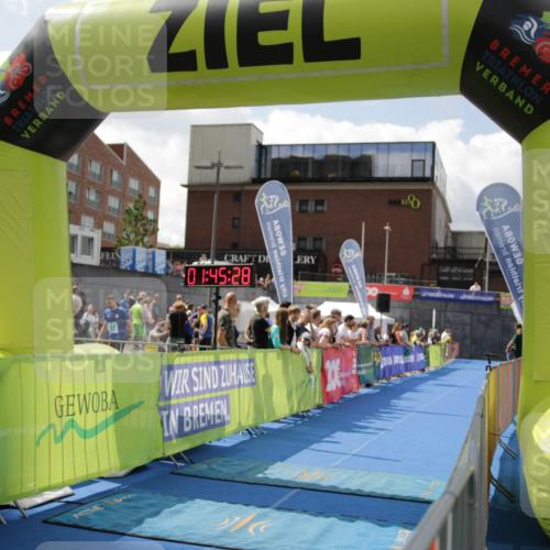 10.08.2025 - GEWOBA Citytriathlon Bremen H.Heesch http://msf.ph/oto/8539225 10.08.2025 11:49:04 Ziel 167 meine-sportfotos.de