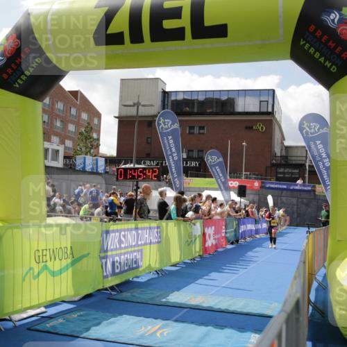10.08.2025 - GEWOBA Citytriathlon Bremen H.Heesch http://msf.ph/oto/8539229 10.08.2025 11:49:19 Ziel  meine-sportfotos.de