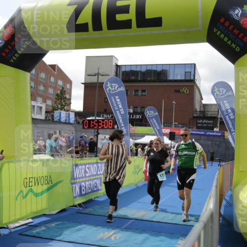 10.08.2025 - GEWOBA Citytriathlon Bremen H.Heesch http://msf.ph/oto/8539256 10.08.2025 11:56:45 Ziel 177 meine-sportfotos.de