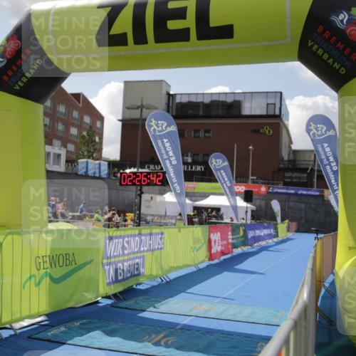 10.08.2025 - GEWOBA Citytriathlon Bremen H.Heesch http://msf.ph/oto/8539269 10.08.2025 12:30:20 Ziel  meine-sportfotos.de