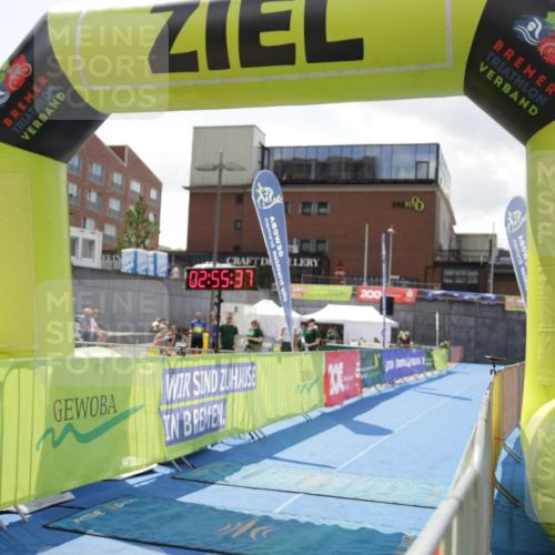 10.08.2025 - GEWOBA Citytriathlon Bremen H.Heesch http://msf.ph/oto/8539272 10.08.2025 12:59:15 Ziel  meine-sportfotos.de