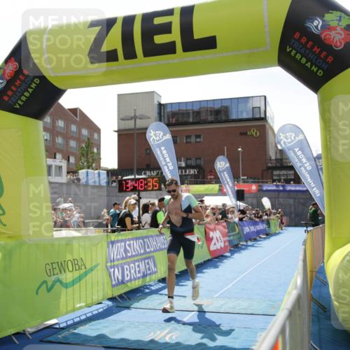 10.08.2025 - GEWOBA Citytriathlon Bremen H.Heesch http://msf.ph/oto/8539281 10.08.2025 13:48:34 Ziel 719, 733 meine-sportfotos.de