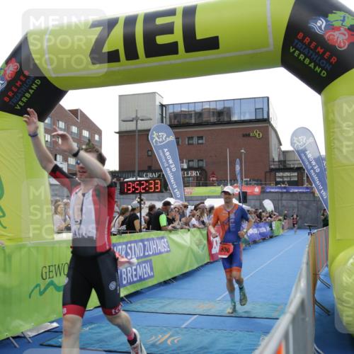 10.08.2025 - GEWOBA Citytriathlon Bremen H.Heesch http://msf.ph/oto/8539289 10.08.2025 13:52:31 Ziel 662, 835 meine-sportfotos.de
