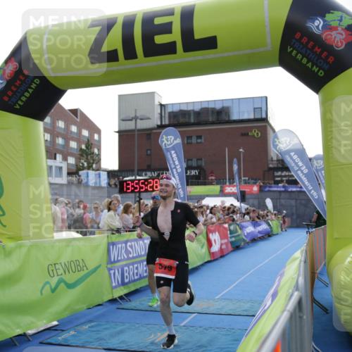 10.08.2025 - GEWOBA Citytriathlon Bremen H.Heesch http://msf.ph/oto/8539300 10.08.2025 13:55:27 Ziel 579 meine-sportfotos.de