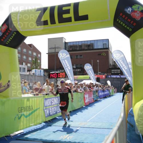 10.08.2025 - GEWOBA Citytriathlon Bremen H.Heesch http://msf.ph/oto/8539323 10.08.2025 14:01:08 Ziel 1026 meine-sportfotos.de