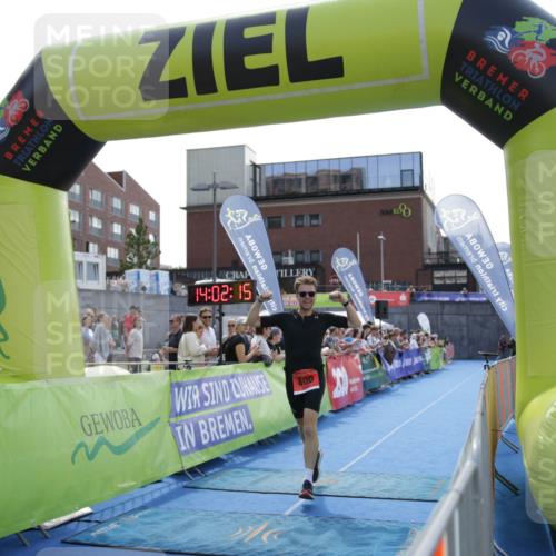 10.08.2025 - GEWOBA Citytriathlon Bremen H.Heesch http://msf.ph/oto/8539330 10.08.2025 14:02:14 Ziel 597, 627, 800, 912, 1011 meine-sportfotos.de