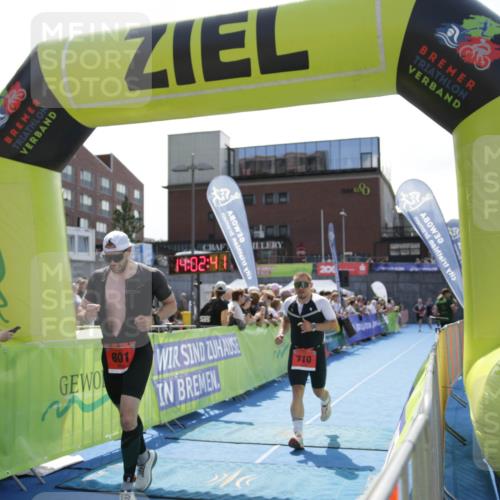 10.08.2025 - GEWOBA Citytriathlon Bremen H.Heesch http://msf.ph/oto/8539333 10.08.2025 14:02:40 Ziel 595, 801 meine-sportfotos.de