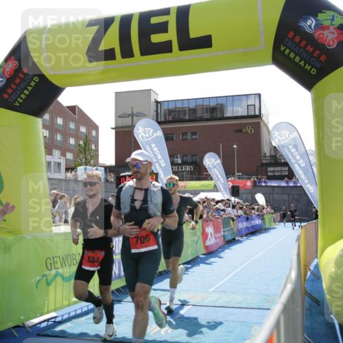 10.08.2025 - GEWOBA Citytriathlon Bremen H.Heesch http://msf.ph/oto/8539344 10.08.2025 14:05:32 Ziel 684, 706 meine-sportfotos.de