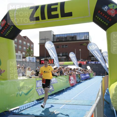 10.08.2025 - GEWOBA Citytriathlon Bremen H.Heesch http://msf.ph/oto/8539350 10.08.2025 14:06:51 Ziel 576, 788 meine-sportfotos.de