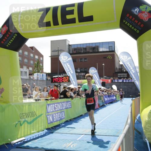 10.08.2025 - GEWOBA Citytriathlon Bremen H.Heesch http://msf.ph/oto/8539368 10.08.2025 14:08:01 Ziel 578, 932, 1028 meine-sportfotos.de