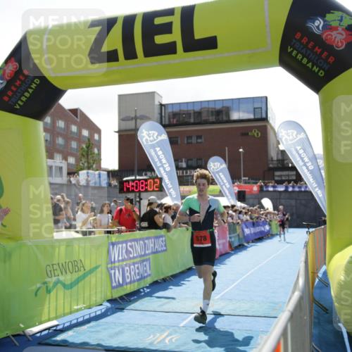 10.08.2025 - GEWOBA Citytriathlon Bremen H.Heesch http://msf.ph/oto/8539369 10.08.2025 14:08:01 Ziel 578, 932, 1028 meine-sportfotos.de