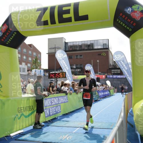 10.08.2025 - GEWOBA Citytriathlon Bremen H.Heesch http://msf.ph/oto/8539427 10.08.2025 14:15:49 Ziel  meine-sportfotos.de