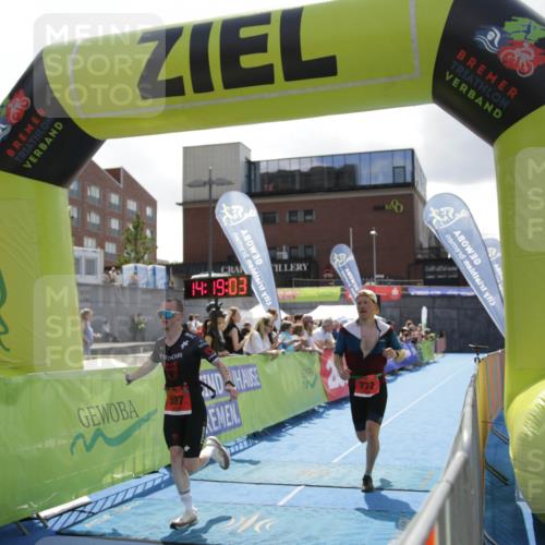 10.08.2025 - GEWOBA Citytriathlon Bremen H.Heesch http://msf.ph/oto/8539454 10.08.2025 14:19:02 Ziel 587, 607, 772, 1016 meine-sportfotos.de