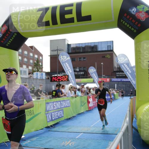 10.08.2025 - GEWOBA Citytriathlon Bremen H.Heesch http://msf.ph/oto/8539486 10.08.2025 14:29:01 Ziel 782, 944, 1001, 1025 meine-sportfotos.de