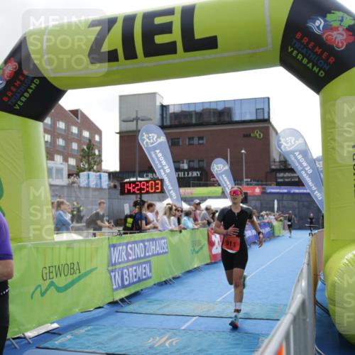 10.08.2025 - GEWOBA Citytriathlon Bremen H.Heesch http://msf.ph/oto/8539488 10.08.2025 14:29:01 Ziel 782, 944, 1001, 1025 meine-sportfotos.de