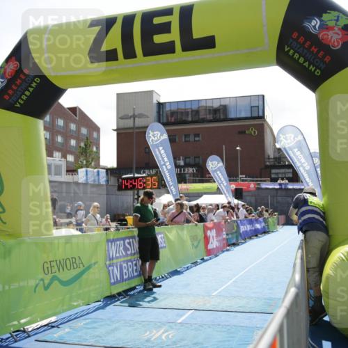 10.08.2025 - GEWOBA Citytriathlon Bremen H.Heesch http://msf.ph/oto/8539526 10.08.2025 14:46:34 Ziel 593 meine-sportfotos.de