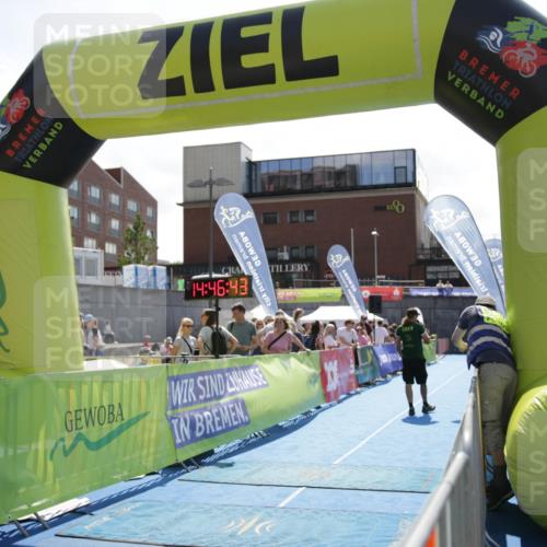 10.08.2025 - GEWOBA Citytriathlon Bremen H.Heesch http://msf.ph/oto/8539532 10.08.2025 14:46:41 Ziel  meine-sportfotos.de