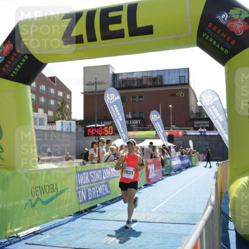 10.08.2025 - GEWOBA Citytriathlon Bremen H.Heesch http://msf.ph/oto/8539534 10.08.2025 14:48:50 Ziel 1031 meine-sportfotos.de