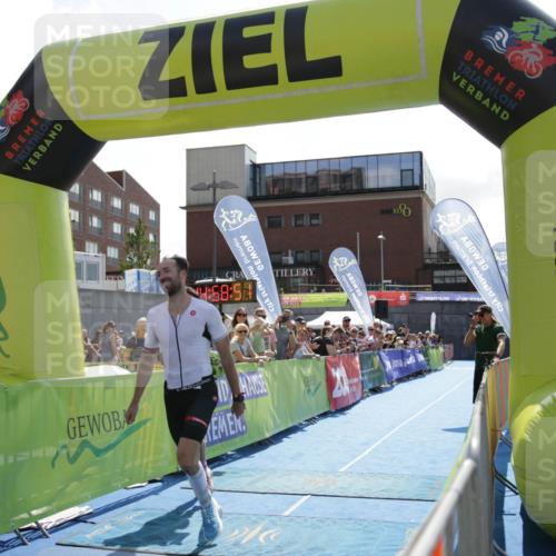 10.08.2025 - GEWOBA Citytriathlon Bremen H.Heesch http://msf.ph/oto/8539542 10.08.2025 14:58:50 Ziel 49, 159 meine-sportfotos.de