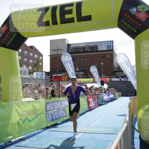 10.08.2025 - GEWOBA Citytriathlon Bremen H.Heesch http://msf.ph/oto/8539547 10.08.2025 15:03:21 Ziel 70, 112 meine-sportfotos.de