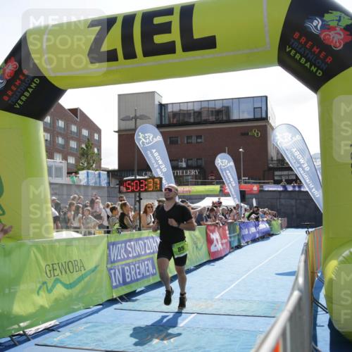 10.08.2025 - GEWOBA Citytriathlon Bremen H.Heesch http://msf.ph/oto/8539548 10.08.2025 15:03:36 Ziel 85 meine-sportfotos.de