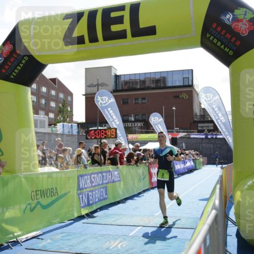 10.08.2025 - GEWOBA Citytriathlon Bremen H.Heesch http://msf.ph/oto/8539560 10.08.2025 15:08:48 Ziel 82 meine-sportfotos.de