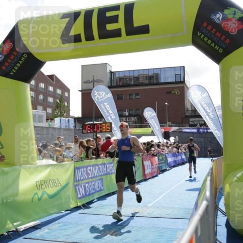 10.08.2025 - GEWOBA Citytriathlon Bremen H.Heesch http://msf.ph/oto/8539572 10.08.2025 15:10:35 Ziel 17, 287 meine-sportfotos.de