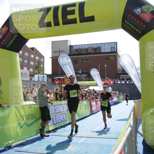 10.08.2025 - GEWOBA Citytriathlon Bremen H.Heesch http://msf.ph/oto/8539600 10.08.2025 15:15:28 Ziel 46, 64, 68, 136, 217, 229 meine-sportfotos.de