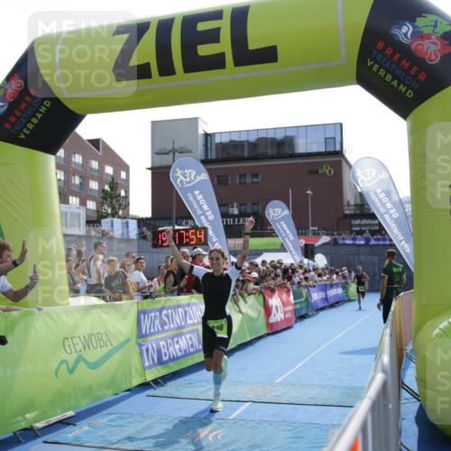 10.08.2025 - GEWOBA Citytriathlon Bremen H.Heesch http://msf.ph/oto/8539611 10.08.2025 15:17:54 Ziel 31, 312, 446 meine-sportfotos.de