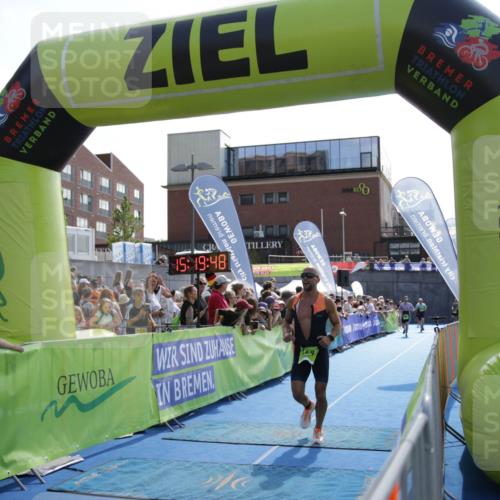 10.08.2025 - GEWOBA Citytriathlon Bremen H.Heesch http://msf.ph/oto/8539635 10.08.2025 15:19:47 Ziel 123, 174, 224, 431 meine-sportfotos.de